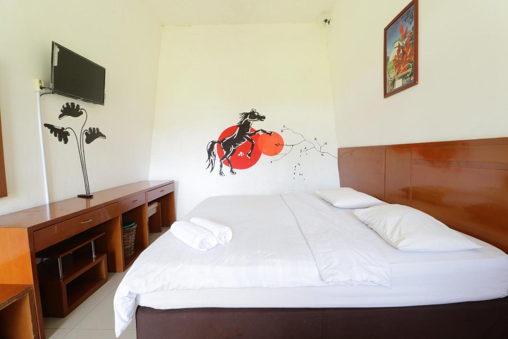 Grand Nirwana Resort Lembang Kültér fotó