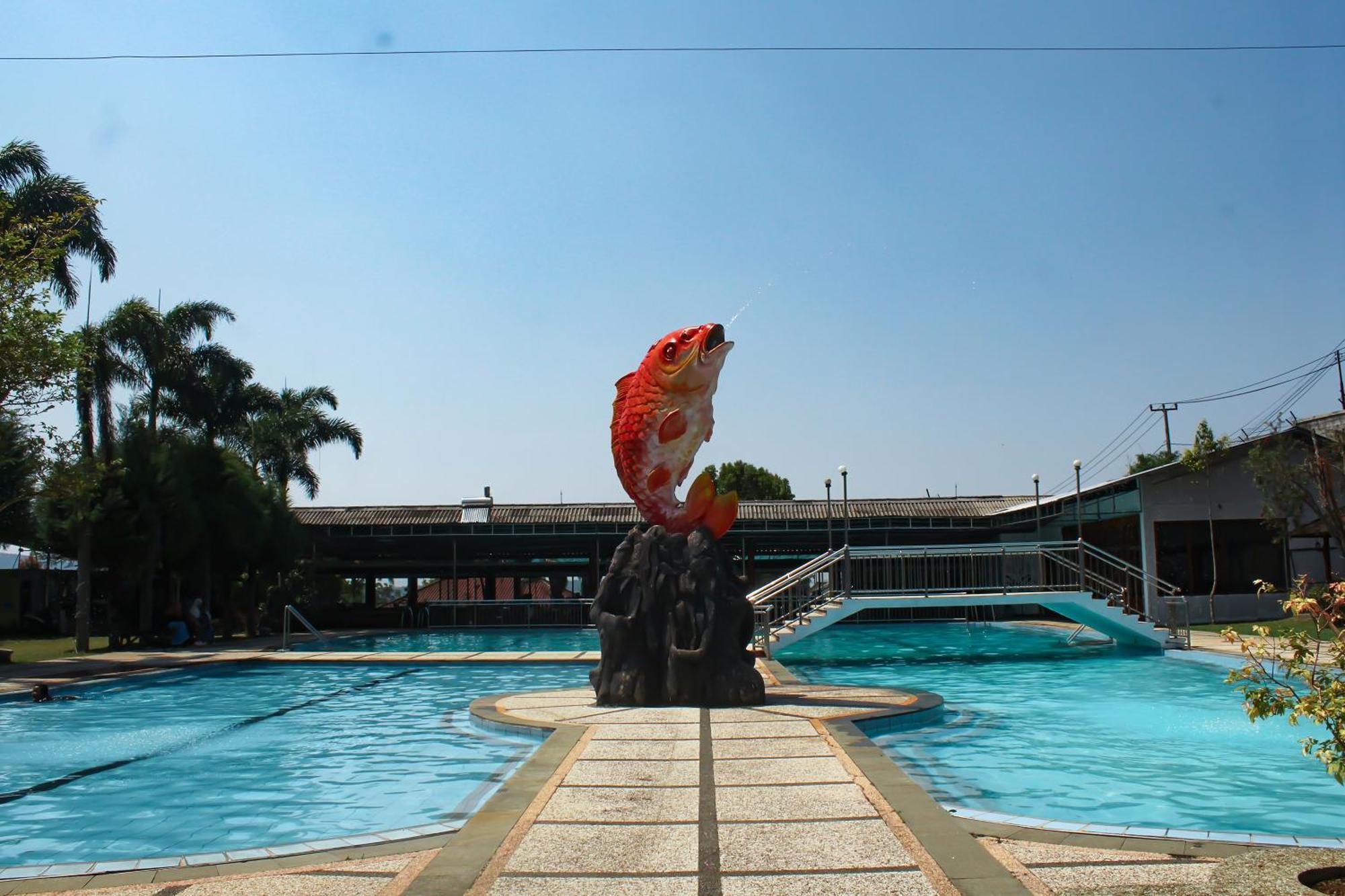Grand Nirwana Resort Lembang Kültér fotó